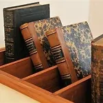 Maison Rives - Village Du Livre De Couette-café