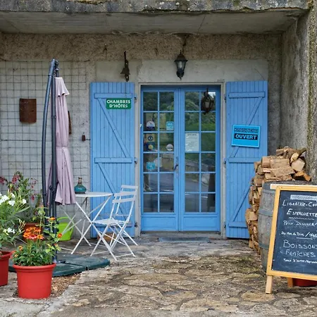 לינה וארוחת בוקר Maison Rives - Village Du Livre De Montolieu