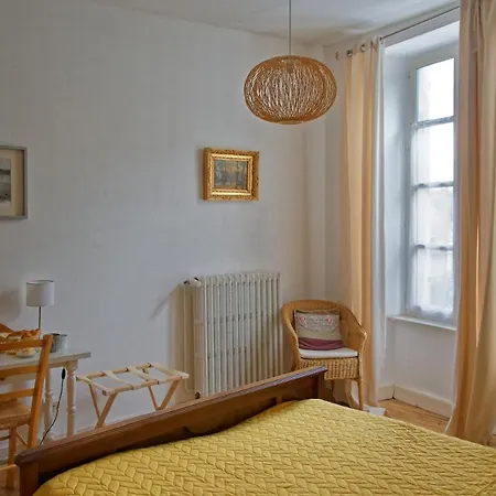 Oda ve Kahvaltı Maison Rives - Village Du Livre De *