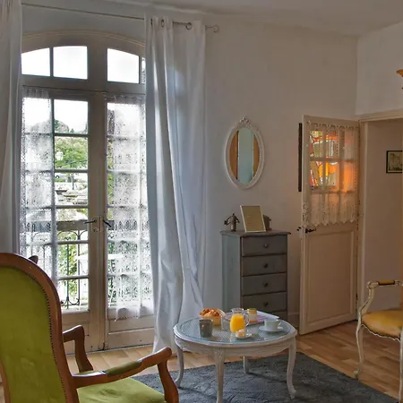 Couette-café Maison Rives - Village Du Livre De Montolieu