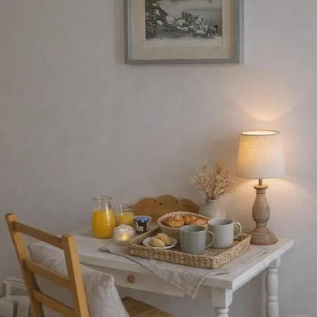 Oda ve Kahvaltı Maison Rives - Village Du Livre De