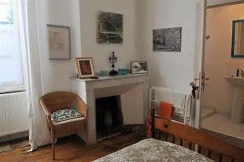 Bed and Breakfast Maison Rives - Village Du Livre De