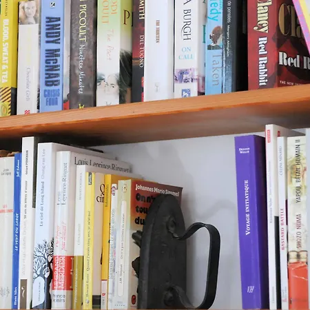 Maison Rives - Village Du Livre De Montolieu 3*