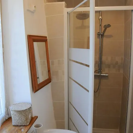 Maison Rives - Village Du Livre De Montolieu 3* Montolieu