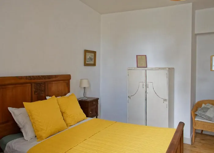 Bed & Breakfast Maison Rives - Village Du Livre De