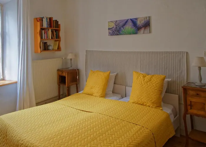 Maison Rives - Village Du Livre De Panzió 3*
