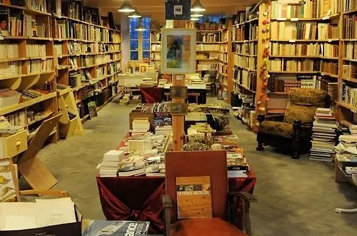 Maison Rives - Village Du Livre De Montolieu