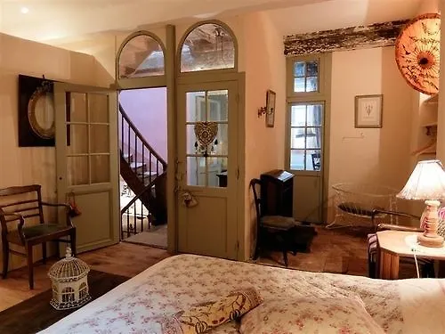 Maison Rives - Village Du Livre De Bed & Breakfast Montolieu