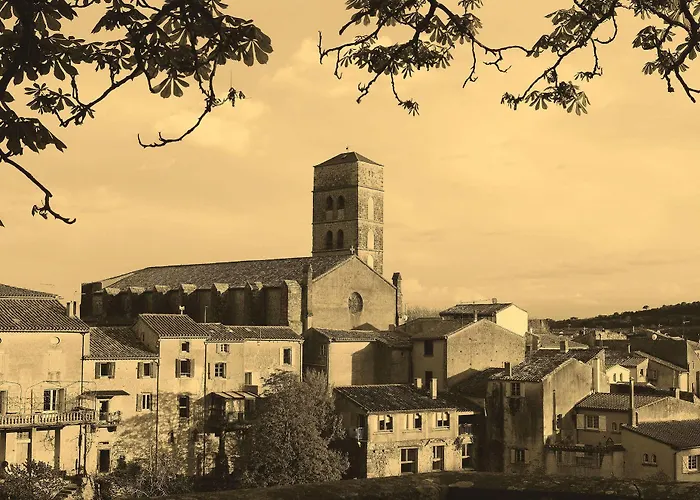 Panzió Maison Rives - Village Du Livre De 3*