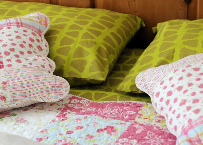 Bed & Breakfast Maison Rives - Village Du Livre De